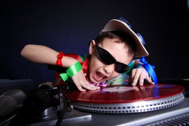 Cool çocuk dj eylem