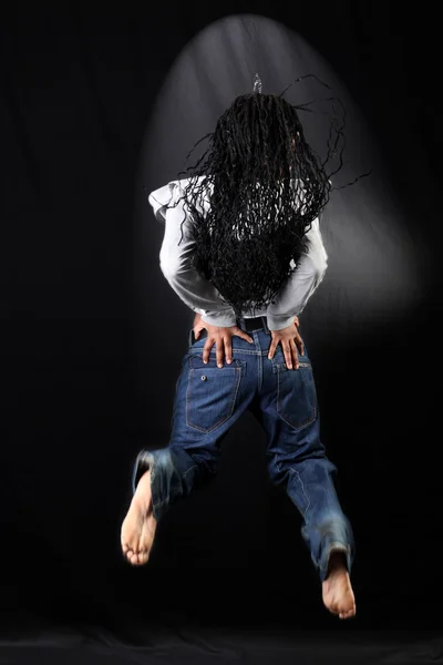 美国黑人舞者在跳转 — 图库照片