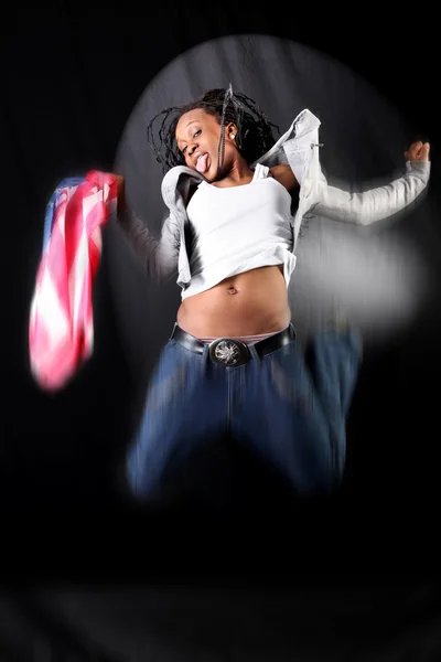 アフリカ系アメリカ人のダンサーと米国の旗 — ストック写真