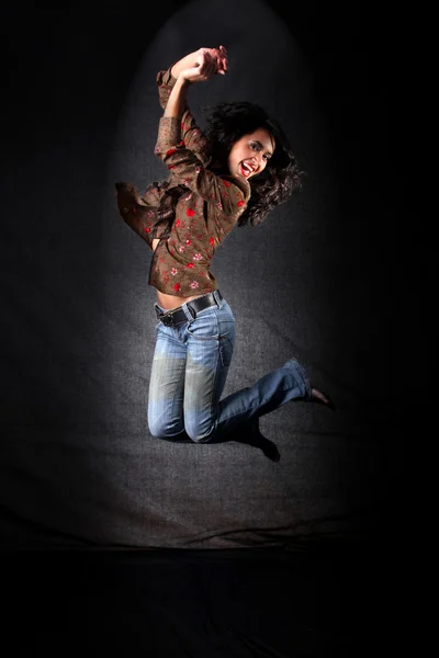 Bailarina en salto —  Fotos de Stock