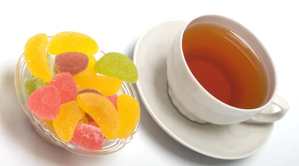 Vícebarevné ovocné bonbónyマルチカラーの果物のキャンディー. — Stock fotografie