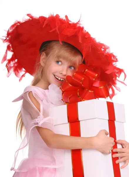 Lány a piros kalap és a doboz. — Stock Fotó