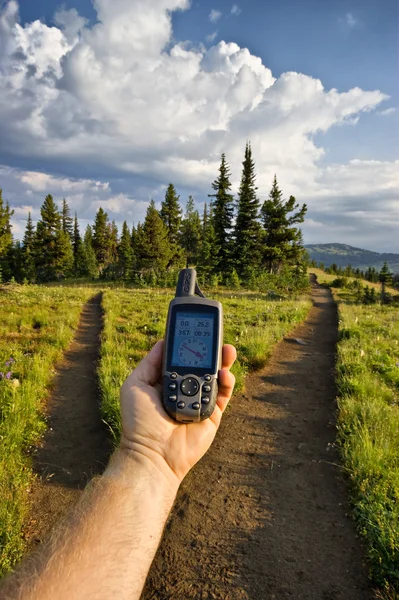 GPS a stezka vidlice — Stock fotografie