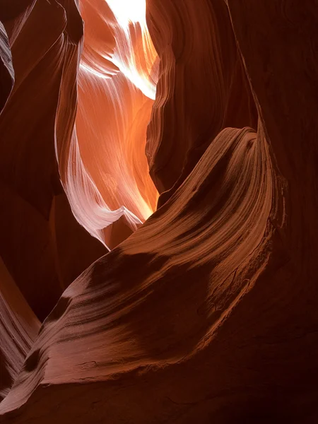 Filtered Sunlight in Antelope Canyon — Stock Photo, Image
