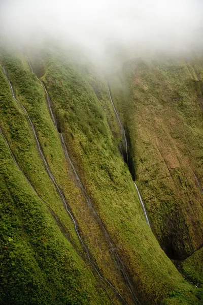 Cascades multiples sur Kauai — Photo
