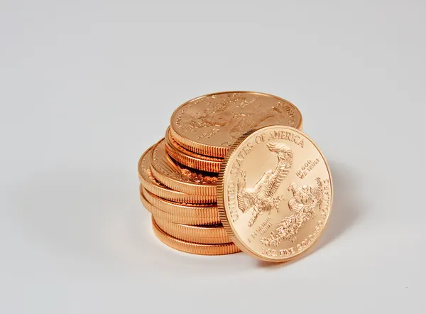 Stack af 1 ounce guldmønter - Stock-foto