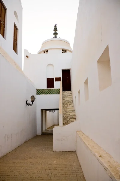 Abu dhabi aleja w fort — Zdjęcie stockowe
