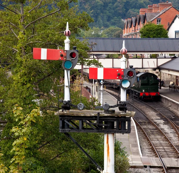 Estación de Llangollen en Gales con el sem —  Fotos de Stock