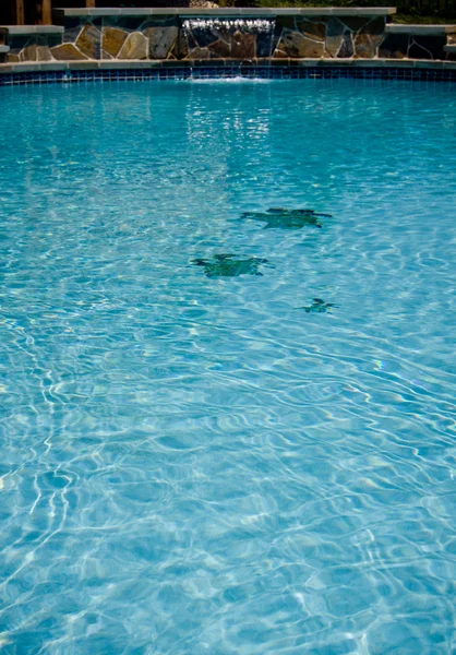 Cascata piscina — Foto Stock