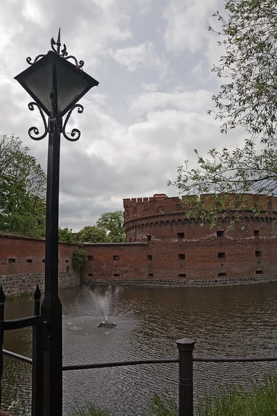 Oude fort in de stad Kaliningrad — Stockfoto