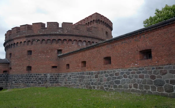 Antigua fortaleza en la ciudad de Kaliningrado Imagen de archivo
