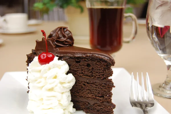 巧克力蛋糕和咖啡 — 图库照片