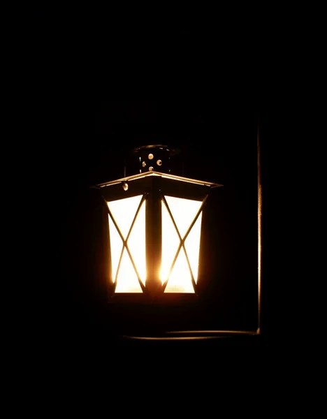 Lantaarn in nacht — Stockfoto