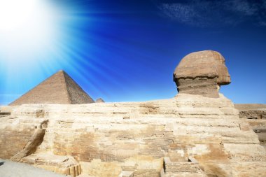 Mısır Sfenks Giza Piramidi.
