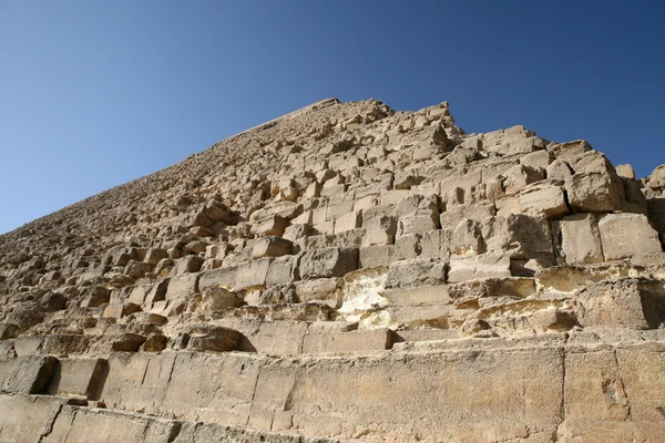Gran pirámide egipcia en África . — Foto de Stock