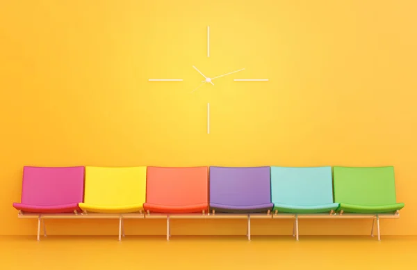 Kleurrijke stoelen en horloges — Stockfoto