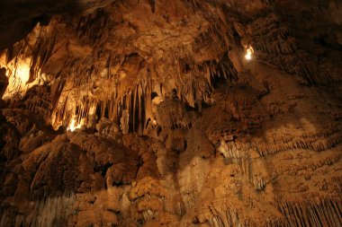 Lake Shasta Caverns clipart