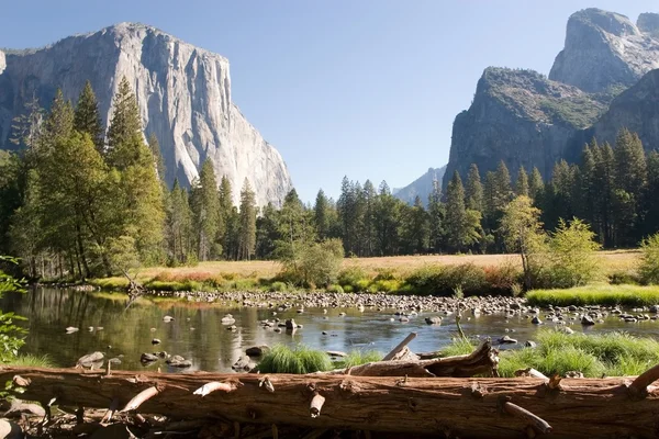Vista al Valle de Yosemite —  Fotos de Stock