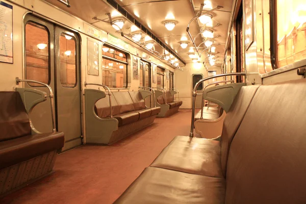 Порожнє перевезення метро зсередини — стокове фото