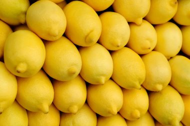 yığın sarı limon