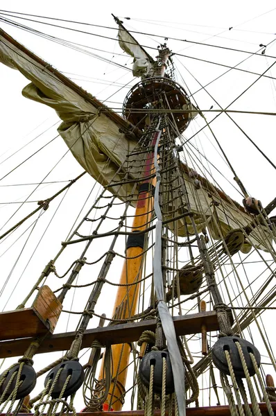 Mast of ship — Stock Photo, Image