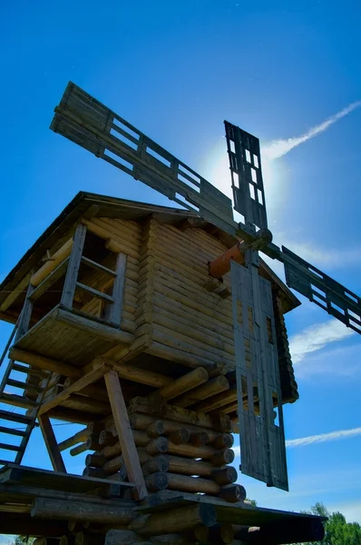 古代木制风车 — 图库照片