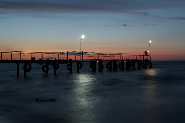 Pier deniz feneri