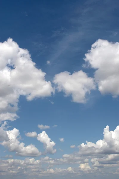 Djupblå himmel — Stockfoto
