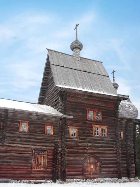 Дерев'яна церква — стокове фото