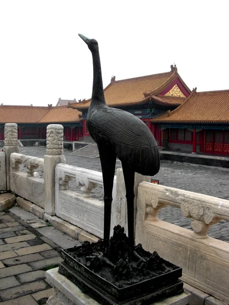 Sculpture of bird — Stock Photo, Image