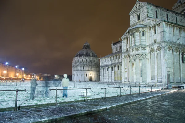 Pisa egy inusual téli nézet — Stock Fotó