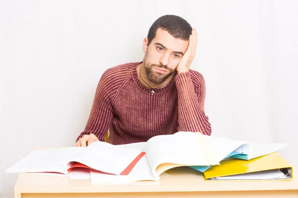 Young man studying — Stock Photo, Image