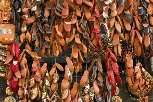 Calzature a bazar arabo — Foto Stock
