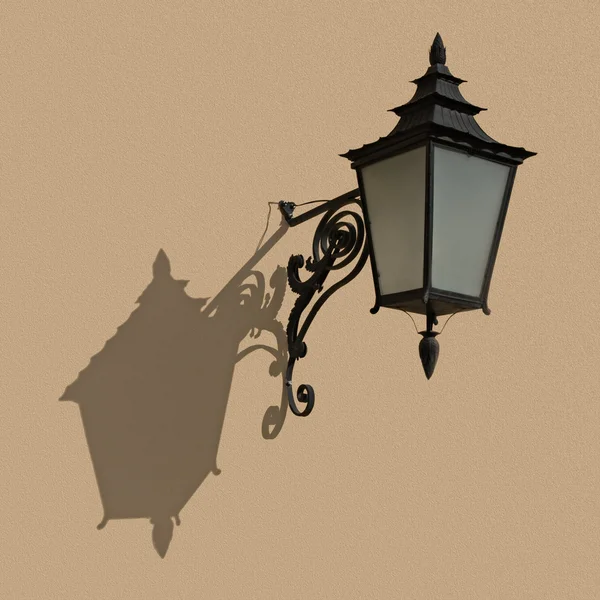 Lantern on a wall — Stock Photo, Image