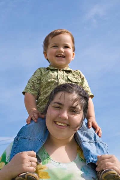 Woman with her child — Stock Photo, Image