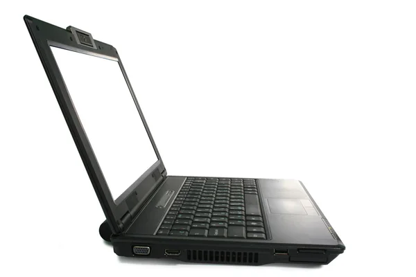 Beyaz artalanları üstünde laptop — Stok fotoğraf