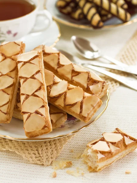 Apple pastries and tea — Stock Photo, Image