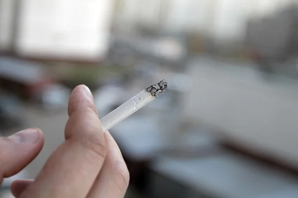 Último cigarro — Fotografia de Stock
