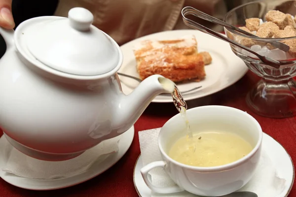 Tè verde con pasticceria — Foto Stock
