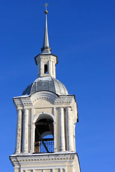 Вежі церкви в місті Suzdal — стокове фото