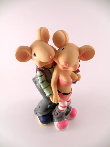 Figura de ratón enamorado de pareja —  Fotos de Stock
