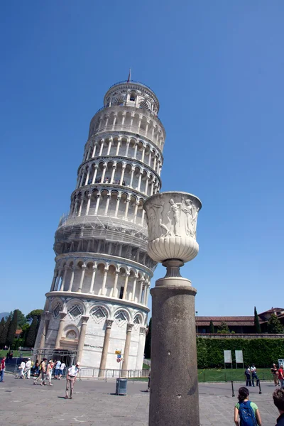 Schiefer Turm von Pisa — Stockfoto