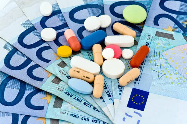 Hoge kosten van de geneeskunde — Stockfoto