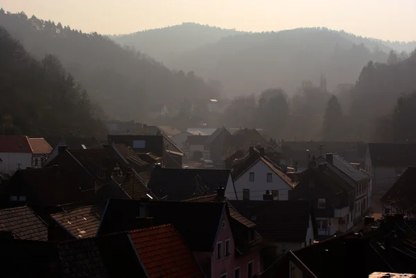 Morgon i gammal tysk stad — Stockfoto