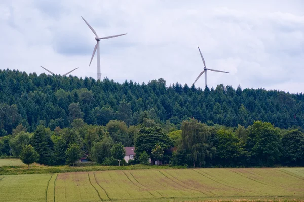 Almanya'da rüzgâr türbinleri — Stok fotoğraf