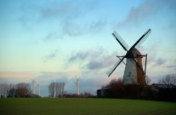 Větrné mlýny Stock Snímky