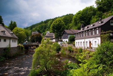 Eski Avrupa şehir. Monschau, Almanya