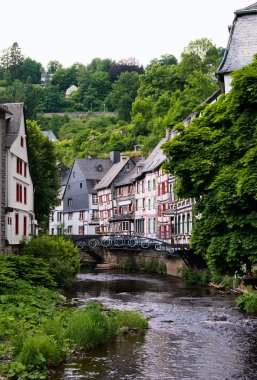 Eski Avrupa şehir. Monschau, Almanya