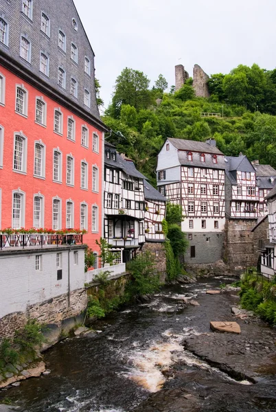 Stare miasto europejskie. Monschau, Niemcy — Zdjęcie stockowe