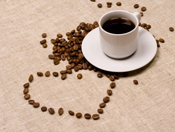 Αγαπούν τον καφέ. καρδιά και καφέ — Φωτογραφία Αρχείου